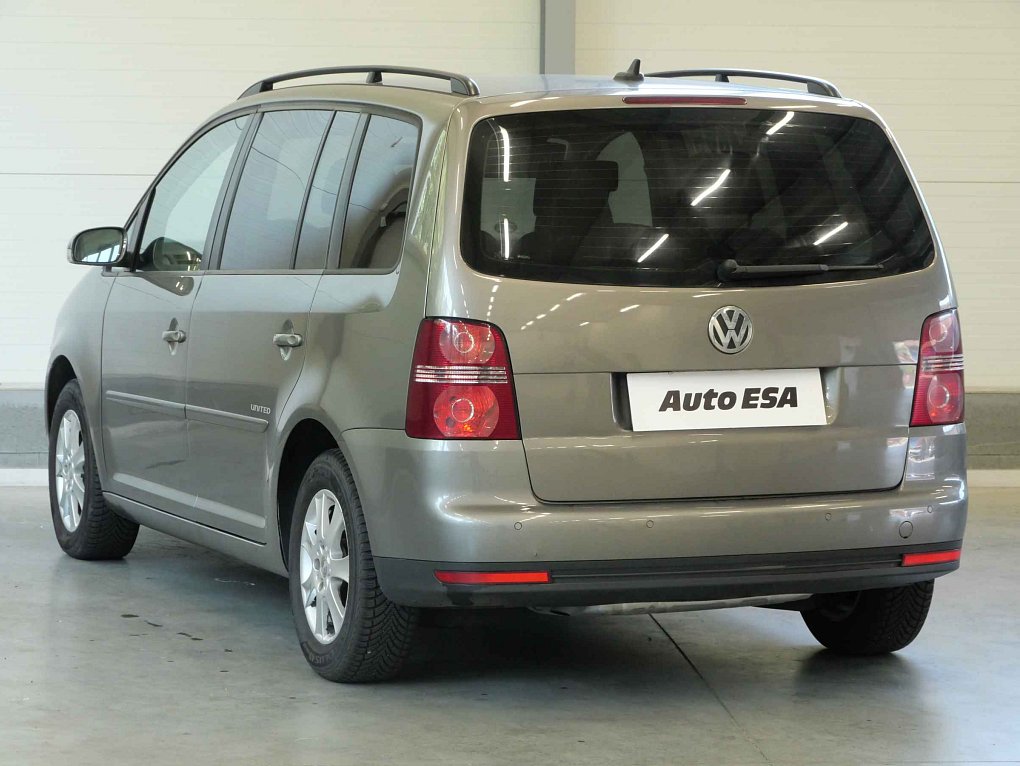 Volkswagen Touran 1.6i 