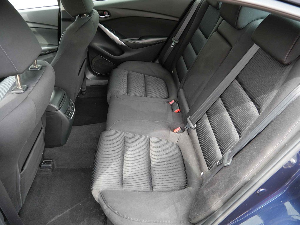 Mazda 6 2.0i 