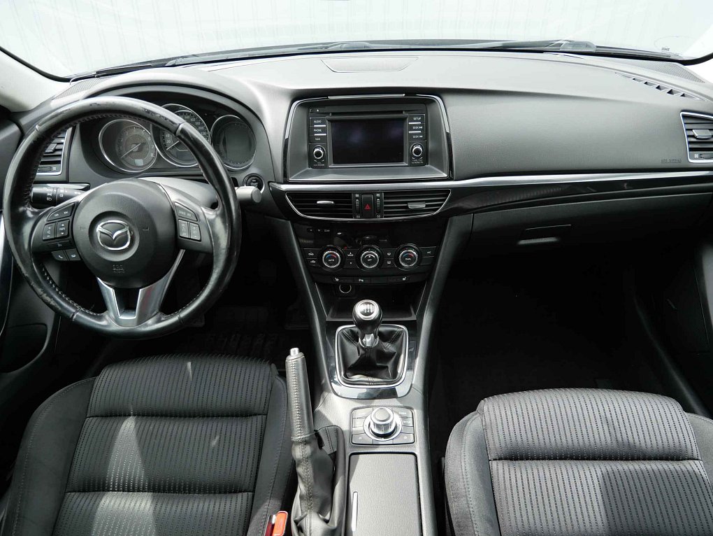 Mazda 6 2.0i 