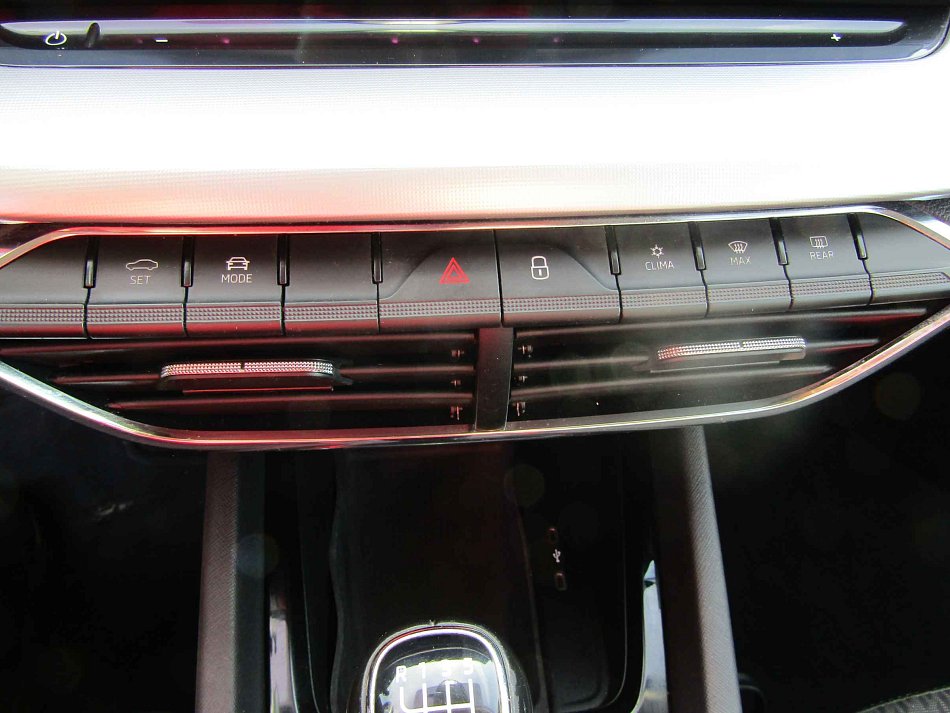 Škoda Octavia IV 2.0 TDi 