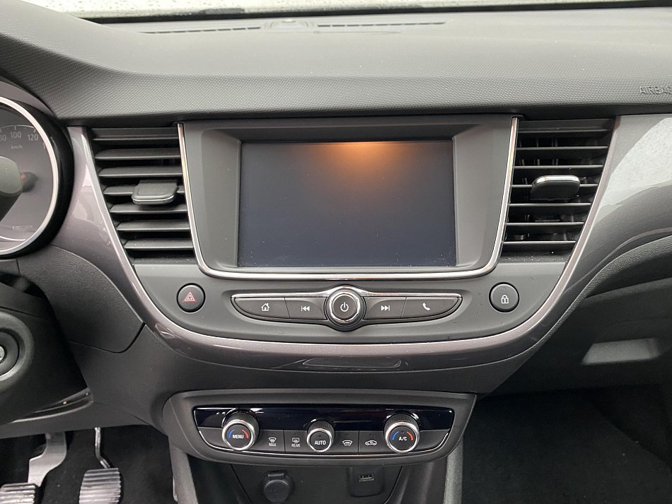 Opel Crossland 1.2T Innovation