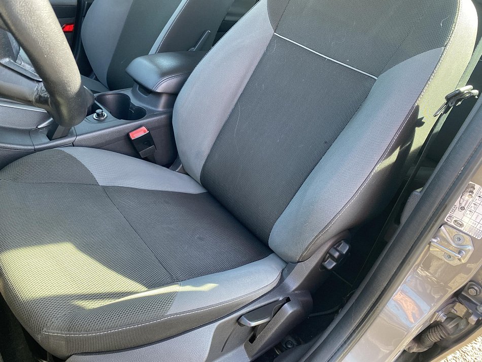 Ford Focus 1.6 i 