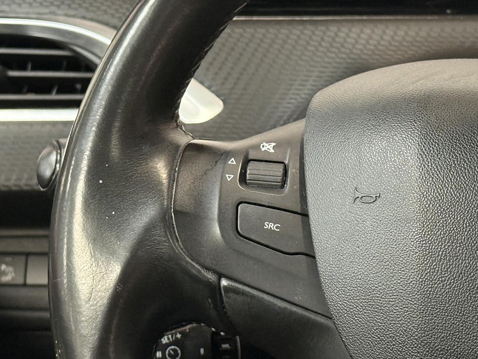 Peugeot 2008 1.6 VTi Allure
