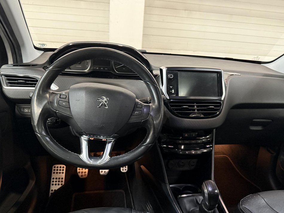 Peugeot 2008 1.6 VTi Allure