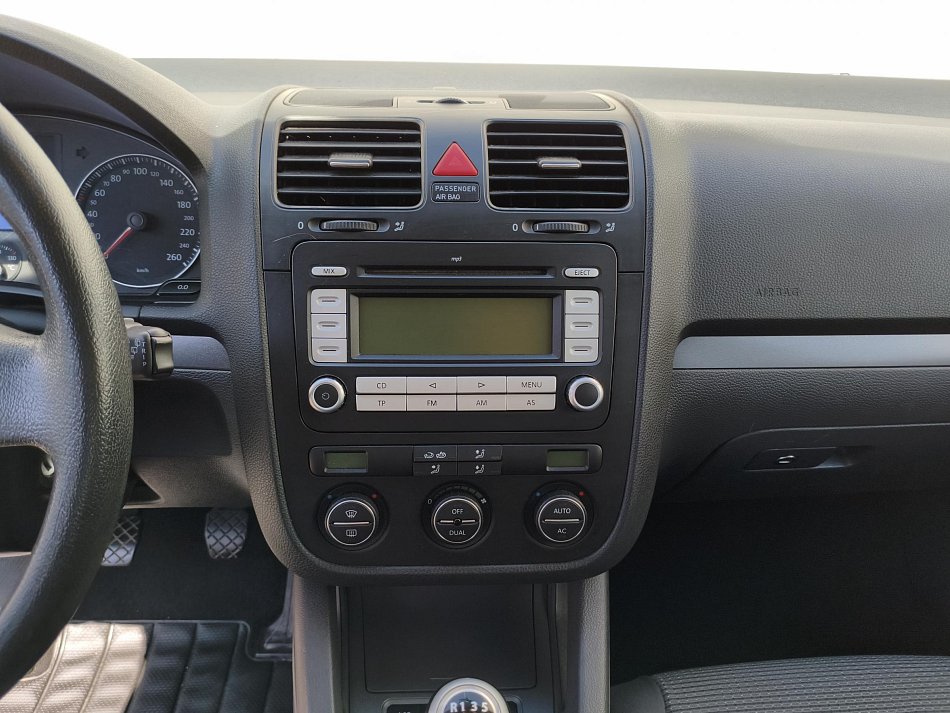 Volkswagen Jetta 1.9 TDi 