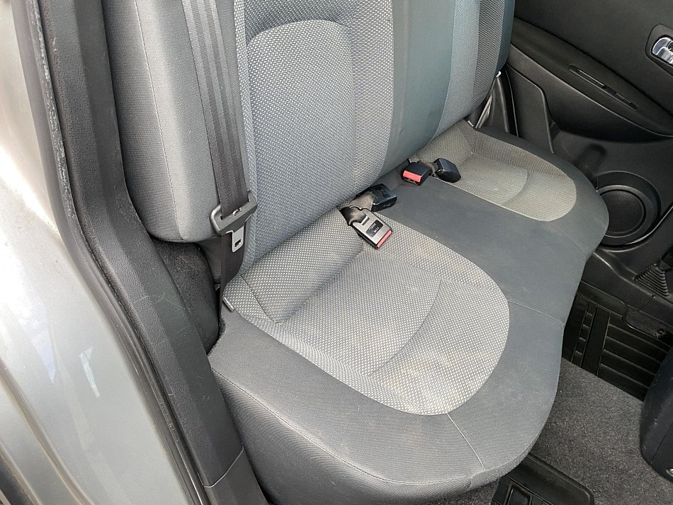 Nissan Qashqai 1.6i 