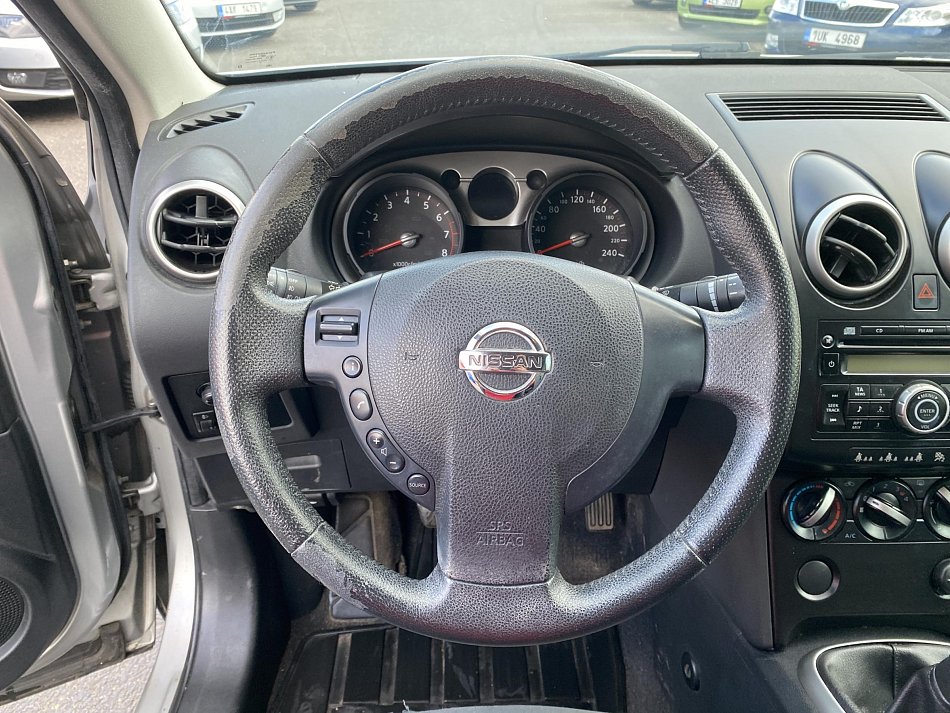 Nissan Qashqai 1.6i 