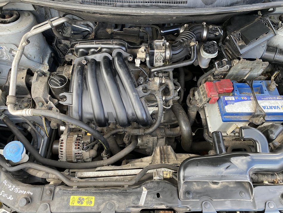 Nissan Qashqai 1.6i 