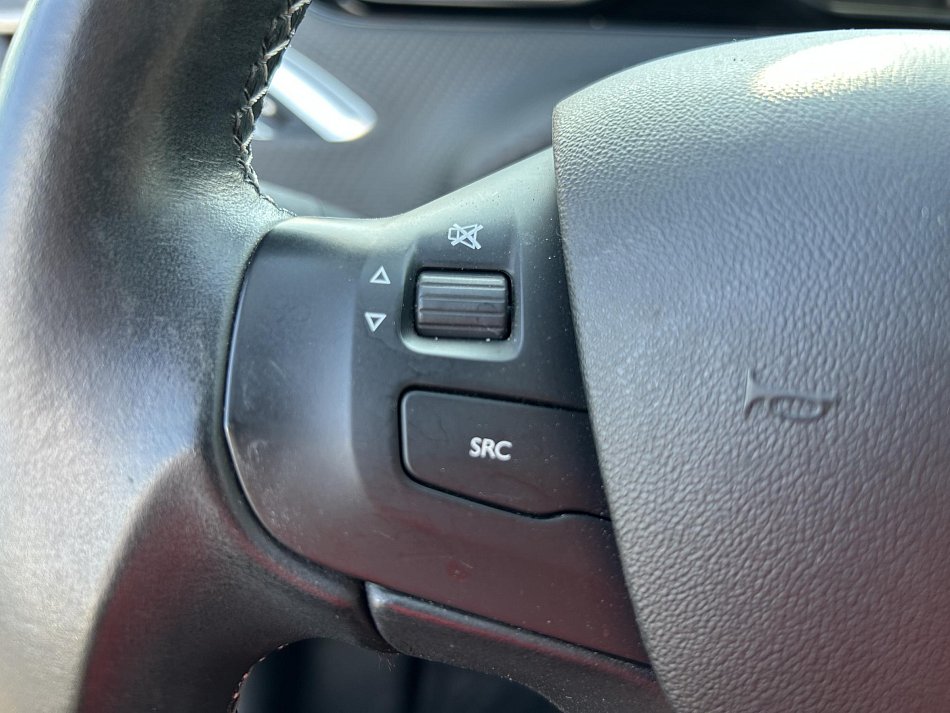 Peugeot 2008 1.2PT Allure