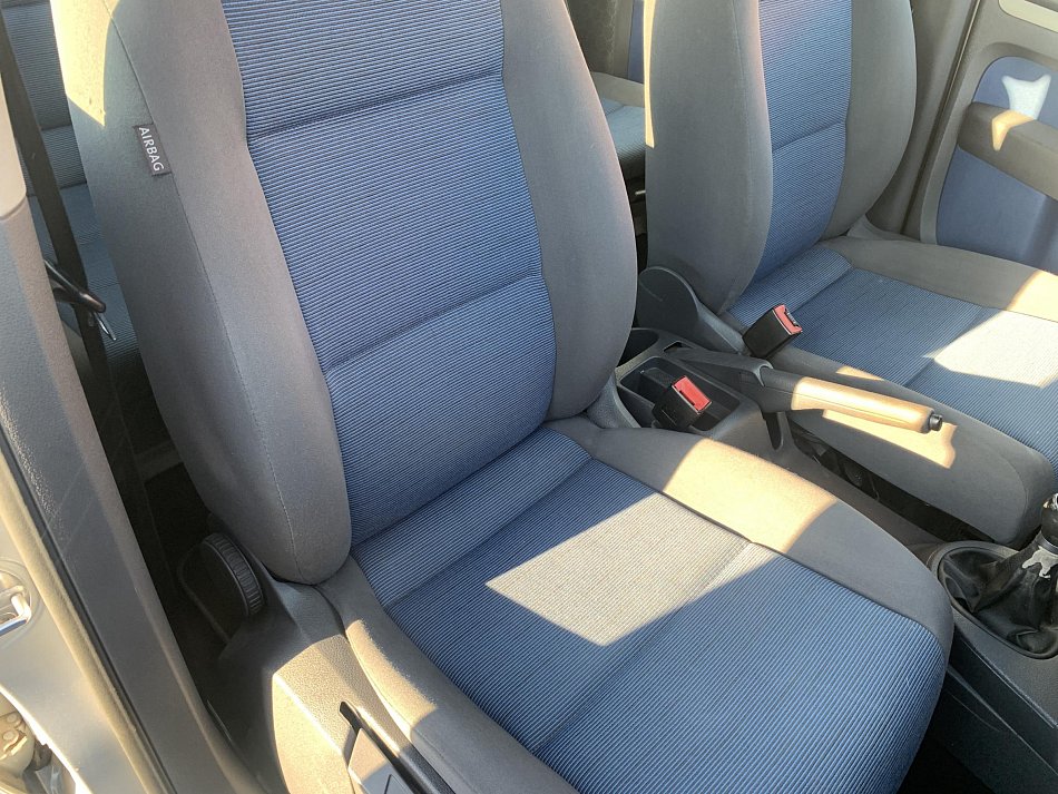 Volkswagen Touran 1.6i 