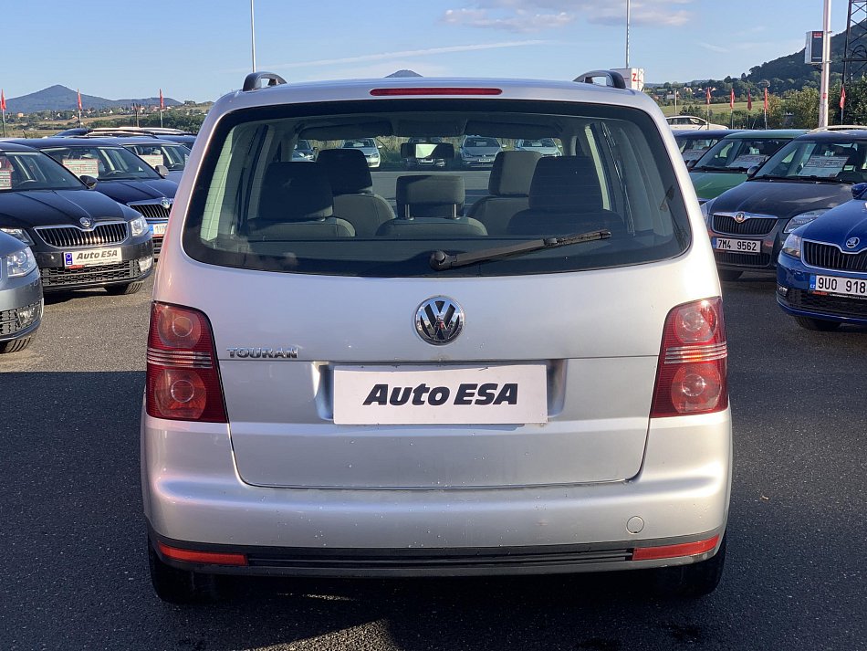 Volkswagen Touran 1.6i 