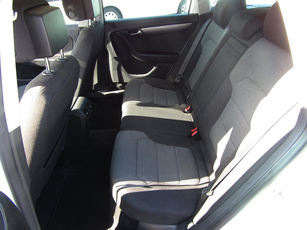 Volkswagen Passat 2.0 TSi 