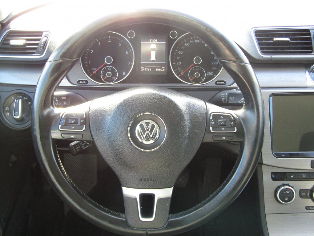 Volkswagen Passat 2.0 TSi 