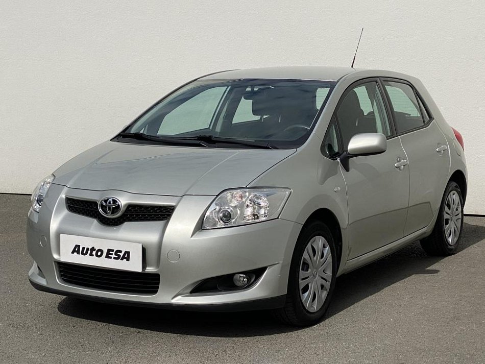 Toyota Auris 1.6 i 