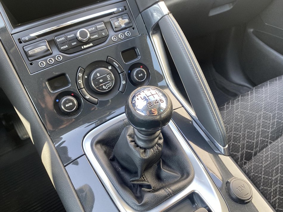 Peugeot 3008 1.6 HDi Allure