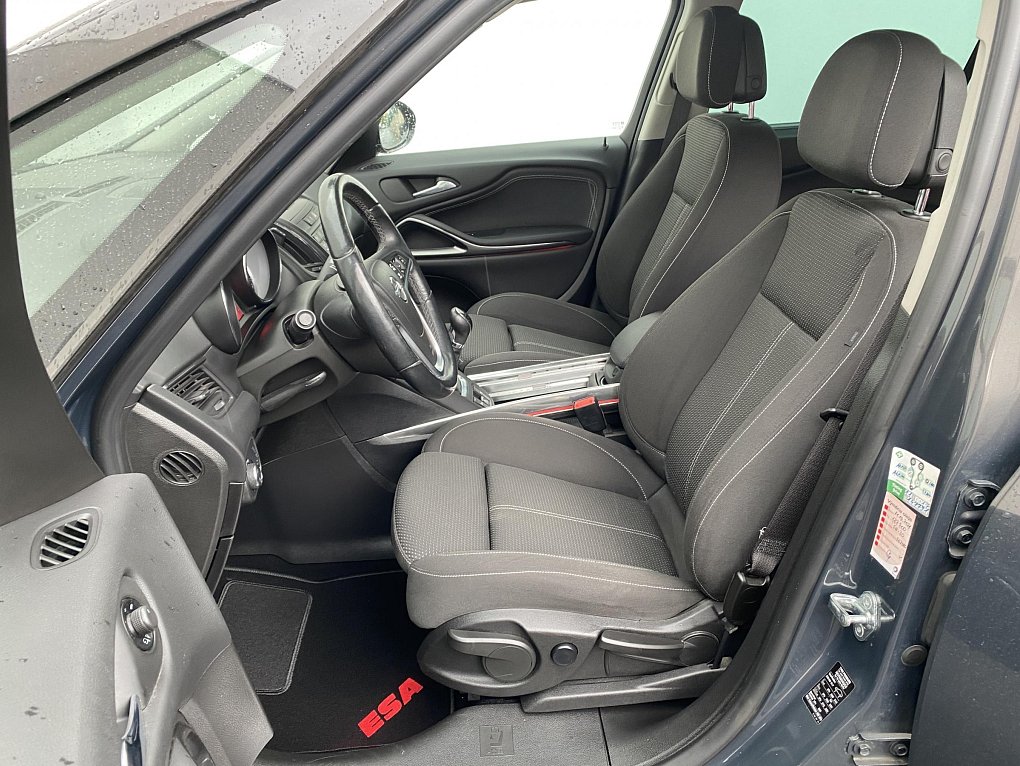 Opel Zafira 2.0CDTi 