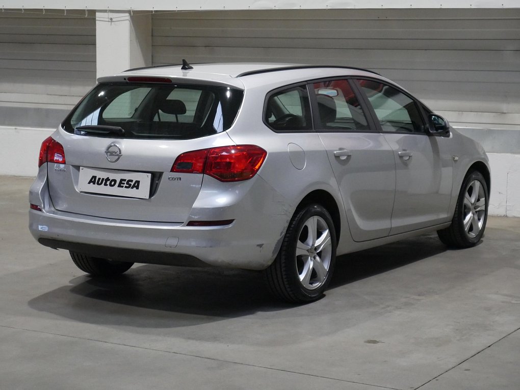 Opel Astra 1.7 CDTi 