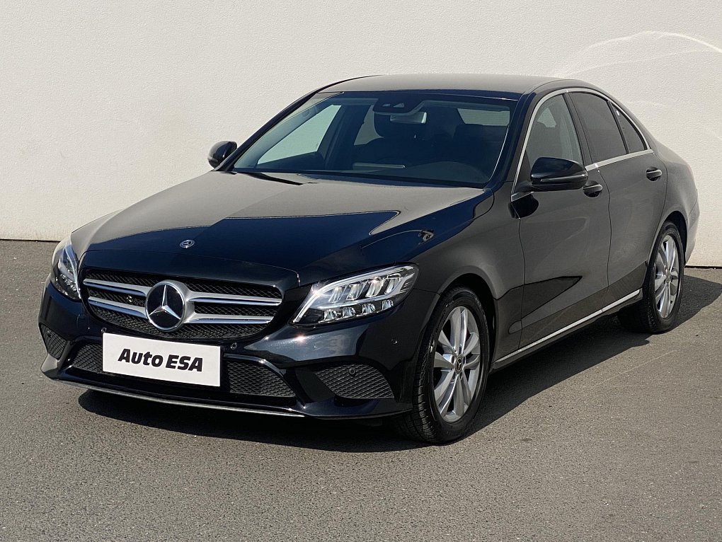 Mercedes-Benz Třída C 1.6i 