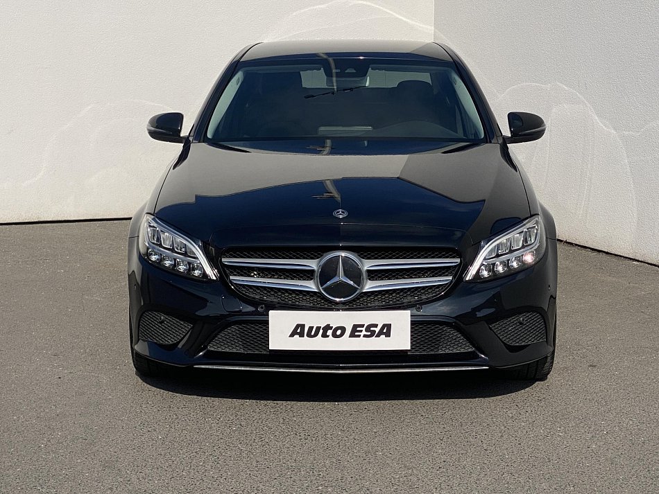 Mercedes-Benz Třída C 1.6i 