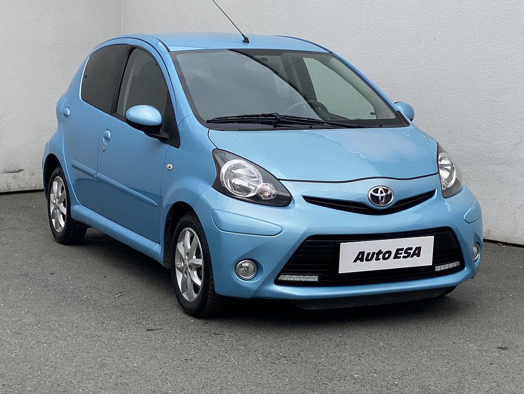 Toyota Aygo 1.0i 