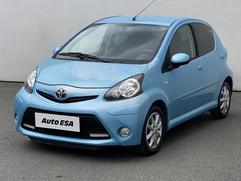 Toyota Aygo 1.0i 