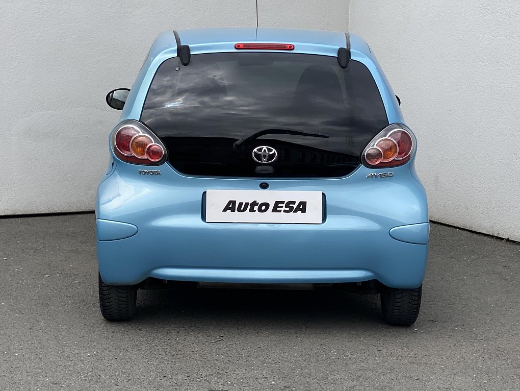 Toyota Aygo 1.0i 