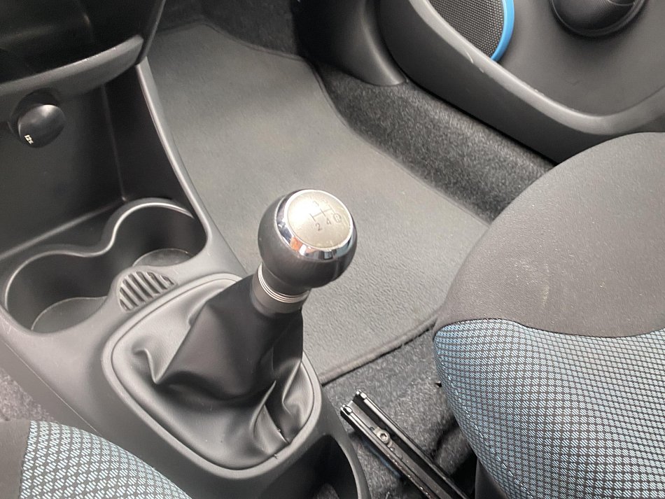 Toyota Aygo 1.0i 
