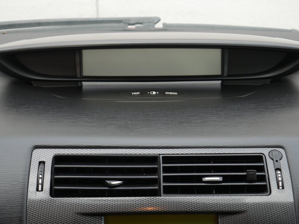 Citroën C4 1.6i 16V 