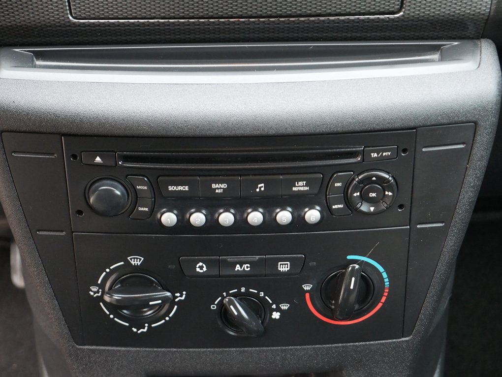 Citroën C4 1.6i 16V 