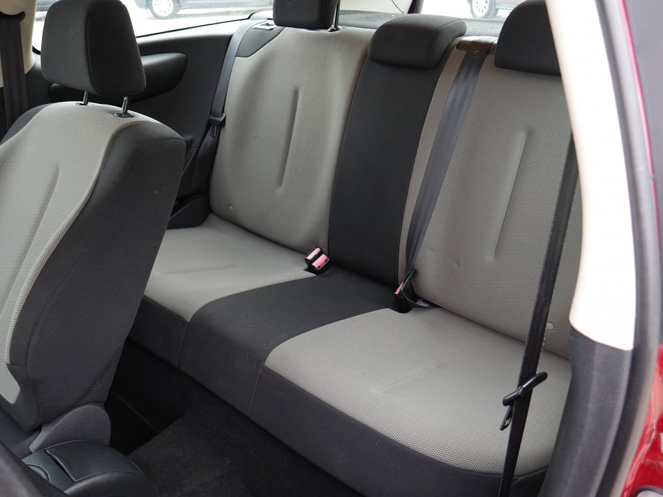 Citroën C4 1.6i 16V 