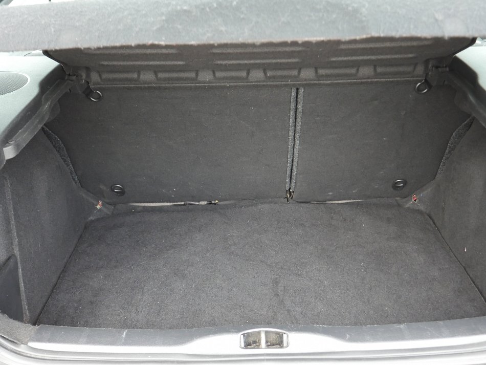 Citroën C4 1.6i 16V 