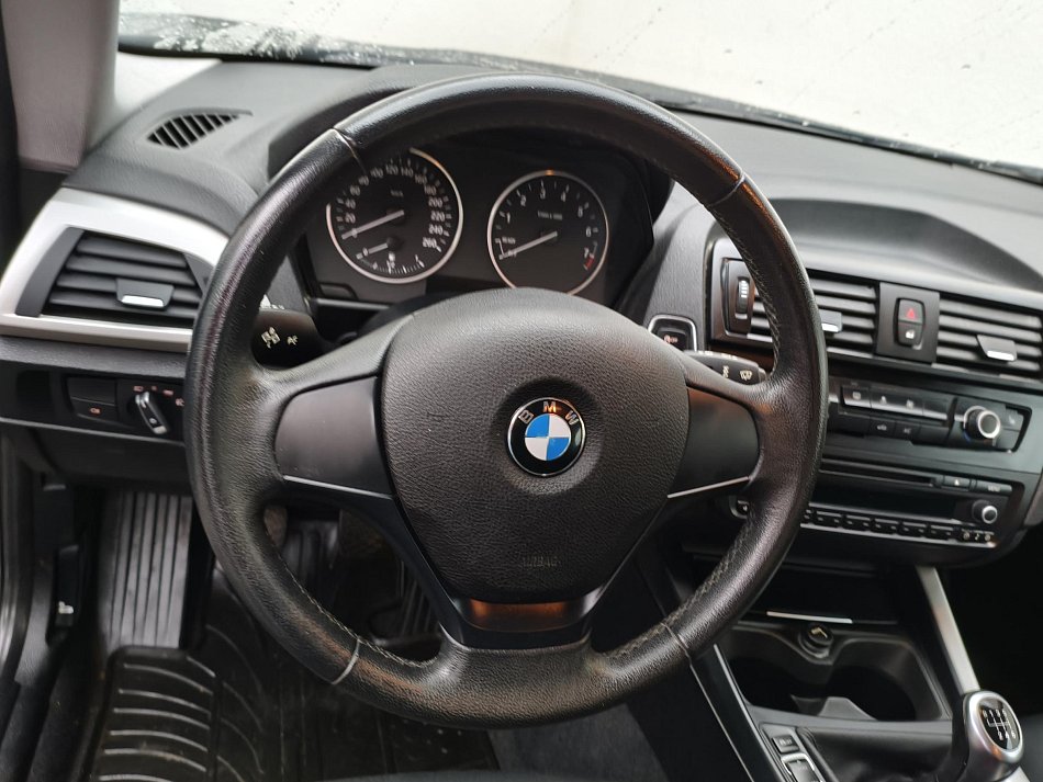 BMW Řada 1 1.6i  116T