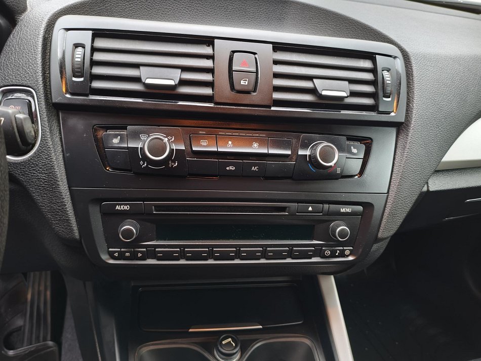 BMW Řada 1 1.6i  116T