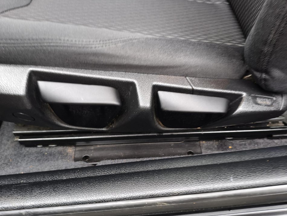 BMW Řada 1 1.6i  116T