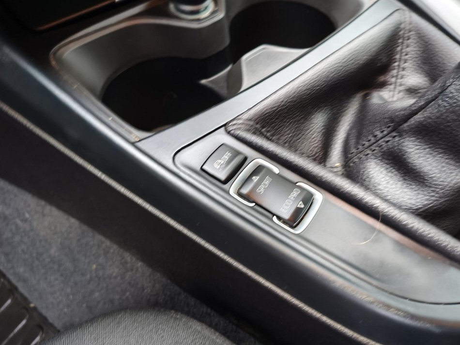 BMW Řada 1 1.6i  116T