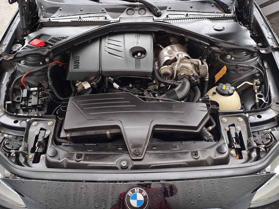 BMW Řada 1 1.6i  116T