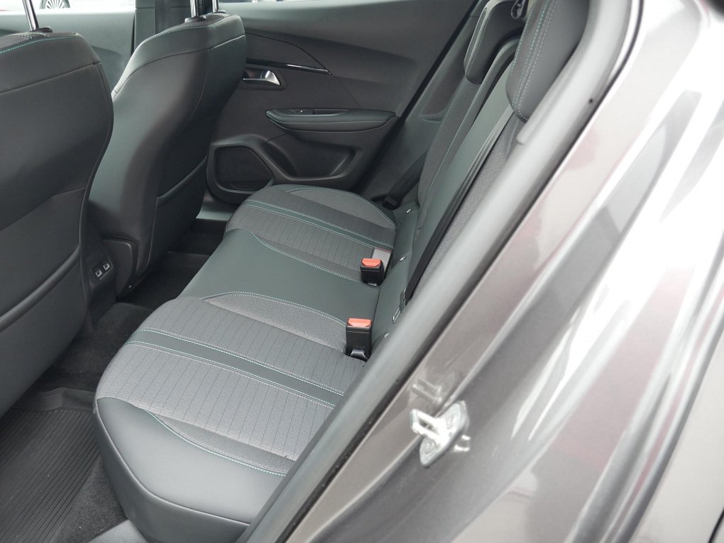 Peugeot 2008 1.2 PT Allure