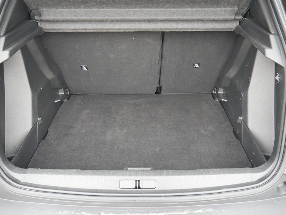 Peugeot 2008 1.2 PT Allure