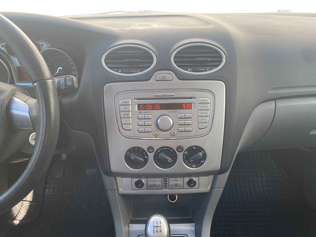 Ford Focus 1.6 i 