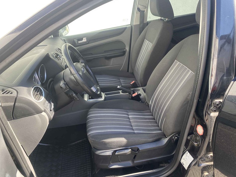 Ford Focus 1.6 i 