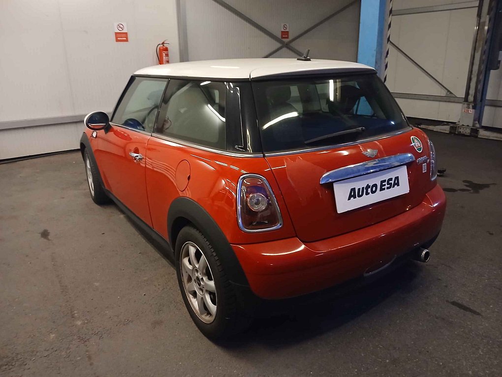 Mini Cooper 1.6 D 