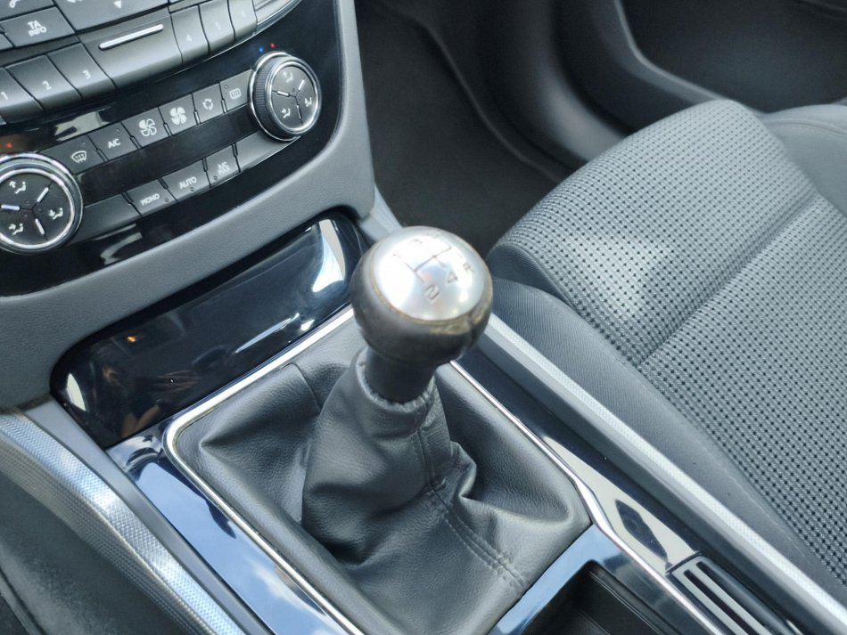 Peugeot 508 1.6 HDi 