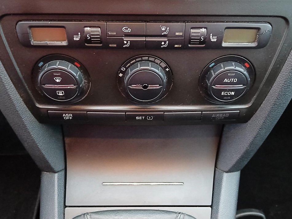 Škoda Octavia II 1.9TDi Elegance