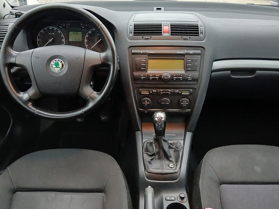 Škoda Octavia II 1.9TDi Elegance