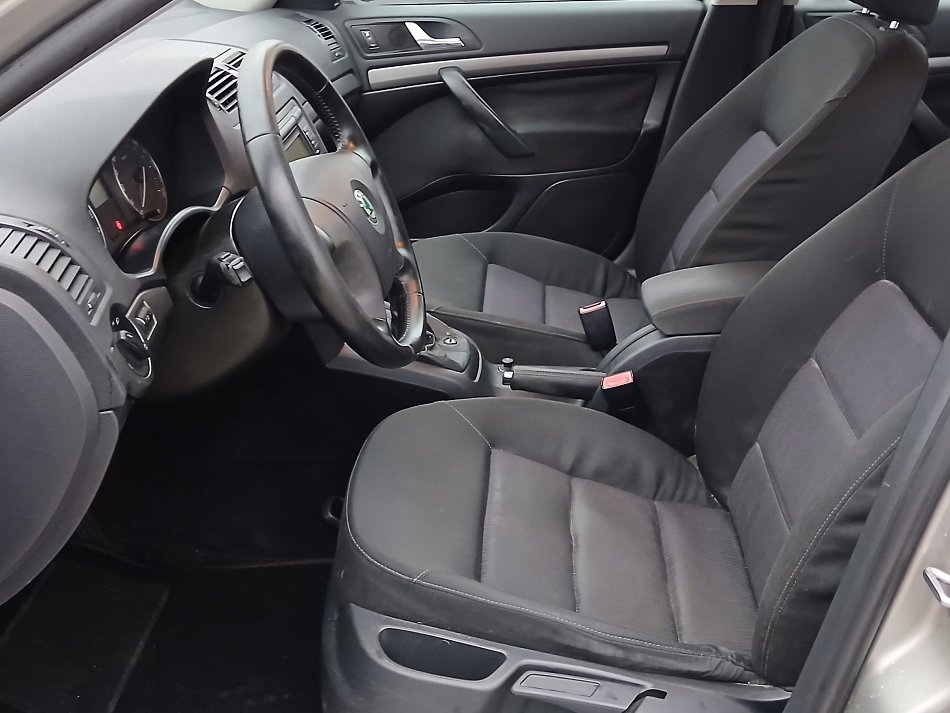 Škoda Octavia II 1.9TDi Elegance