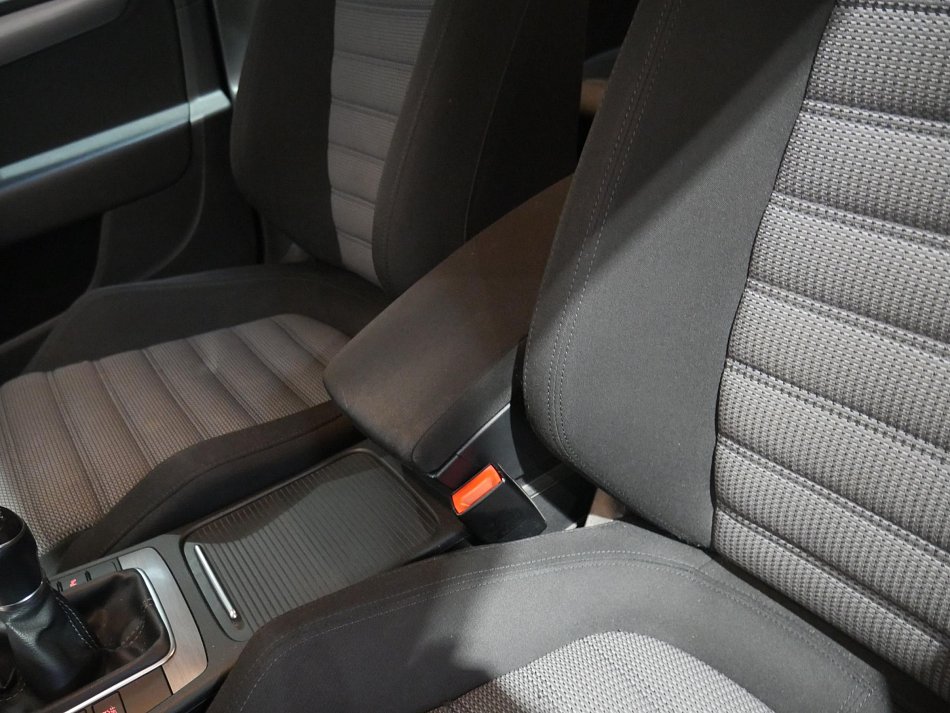 Volkswagen Passat 2.0TDi 