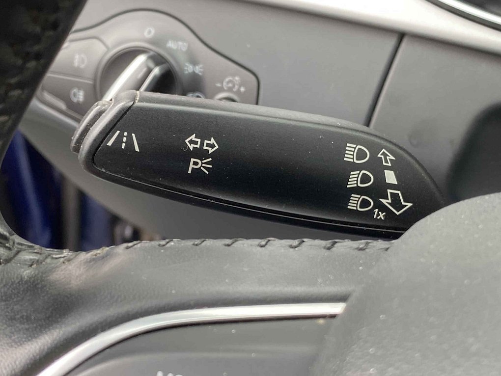 Audi A4 2.0 TDi Attraction quattro