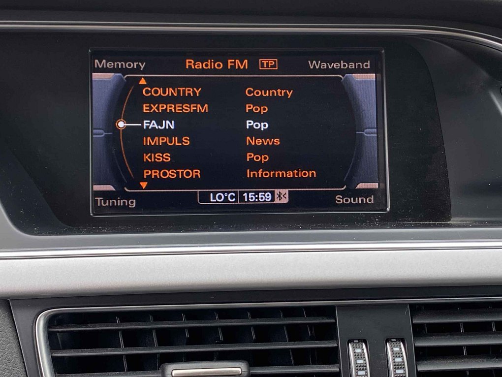 Audi A4 2.0 TDi Attraction quattro