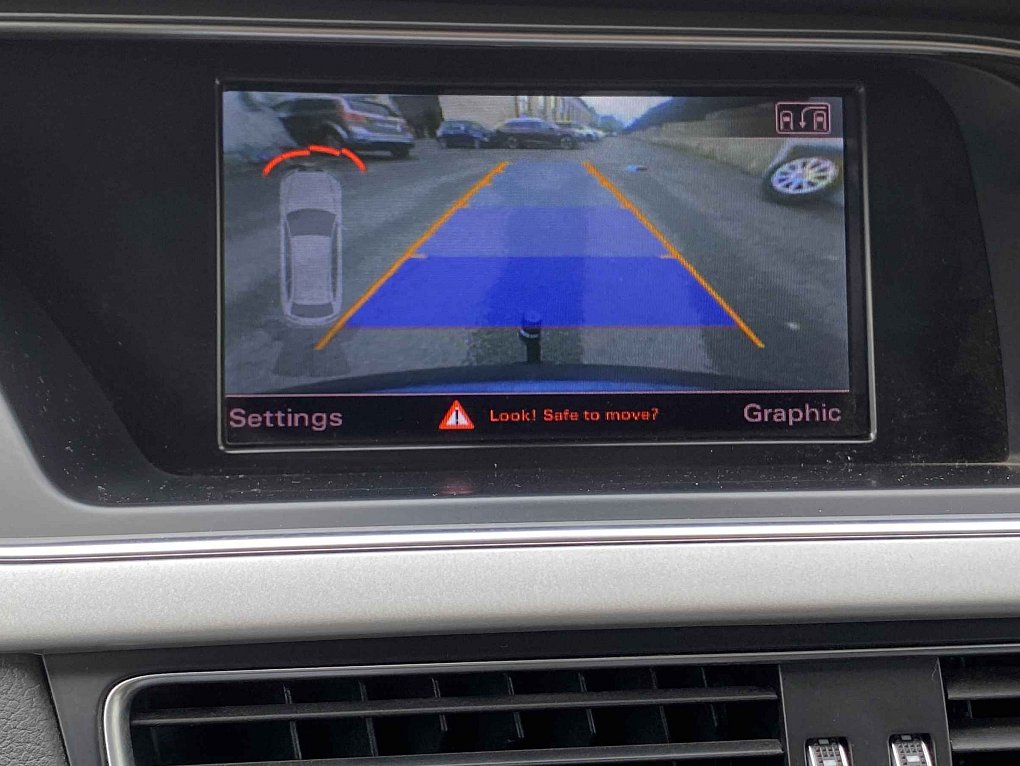 Audi A4 2.0 TDi Attraction quattro