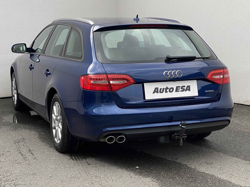 Audi A4 2.0 TDi Attraction quattro